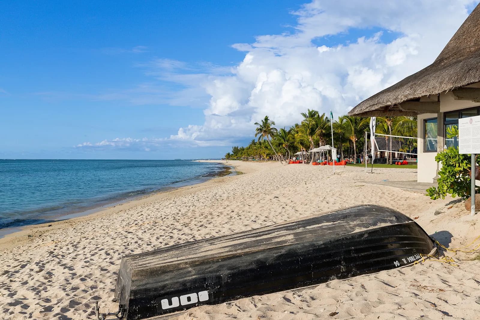 Photo: 'dronepicr', CC BY 2.0 Le Morne Mauritius