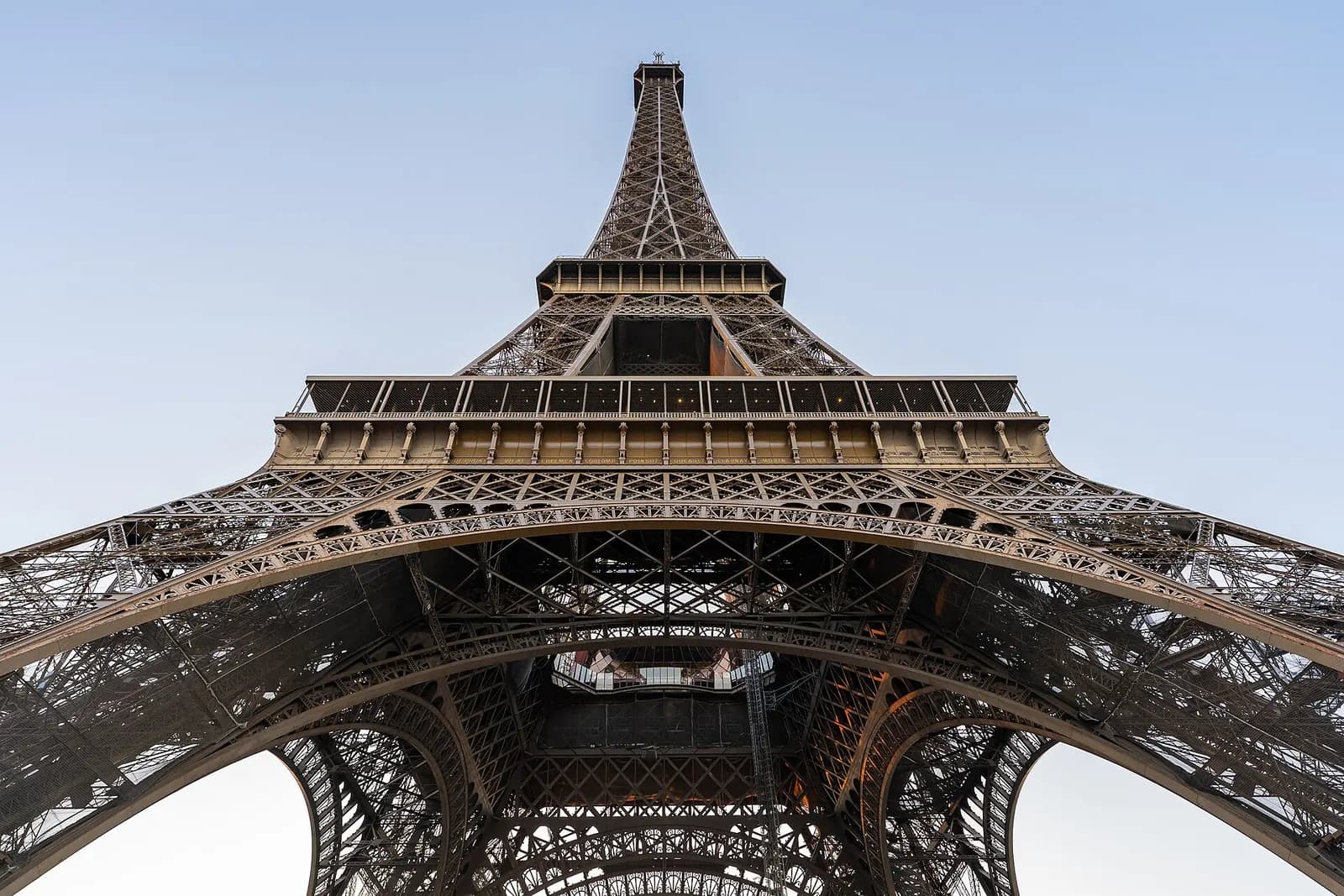 Photo: Maksim Sokolov (maxergon.com), CC BY-SA 4.0 Eiffel Tower, Paris