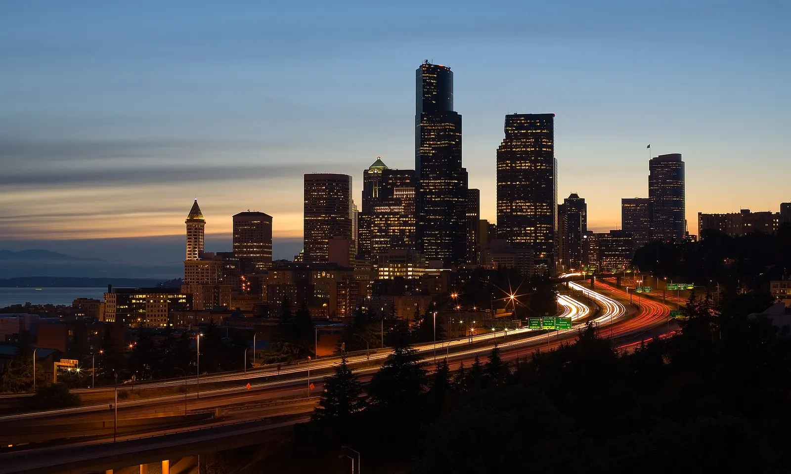 Photo: Cacophony, CC BY-SA 3.0 Seattle skyline, United States