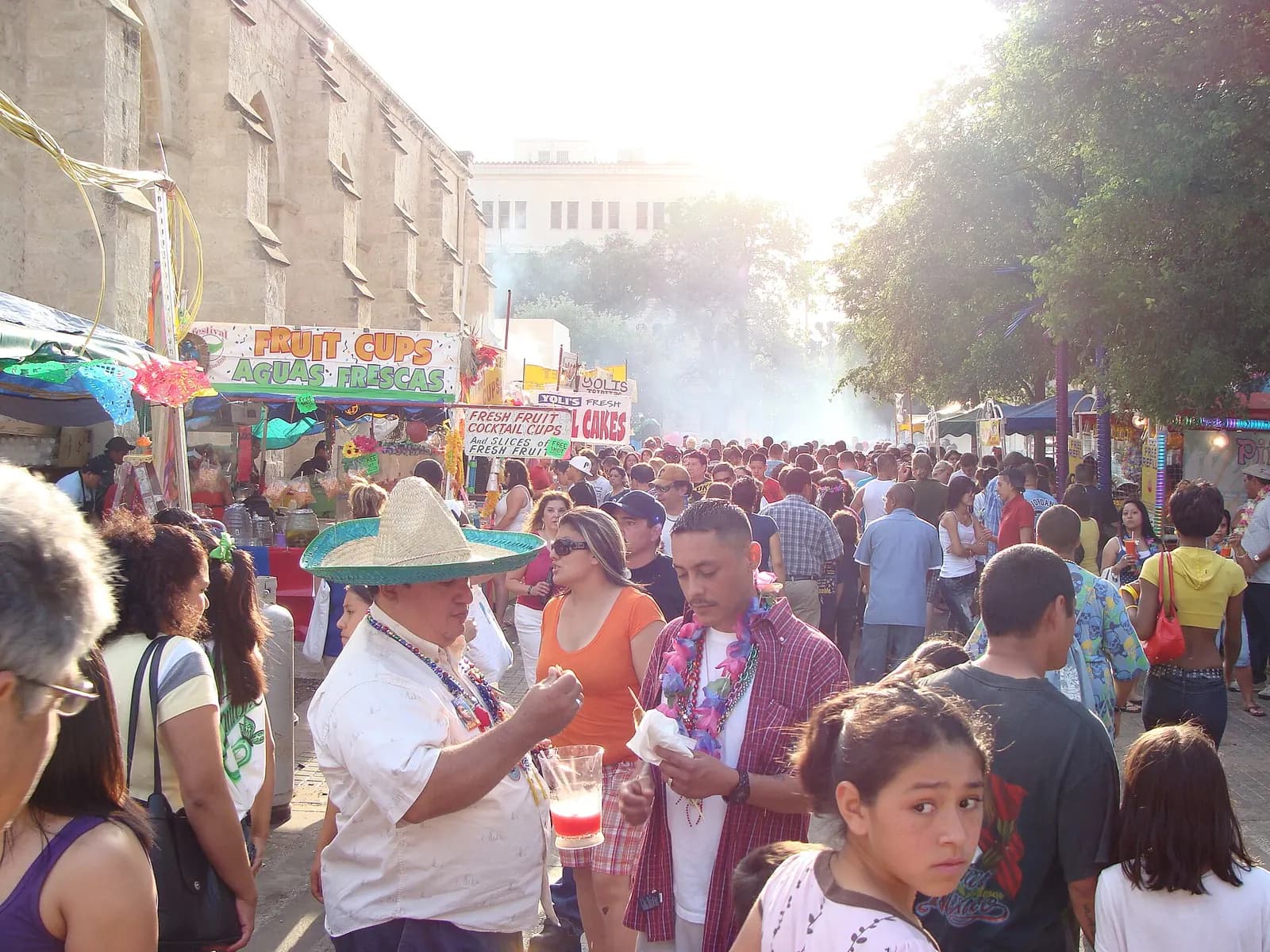 Photo: Zereshk, CC BY-SA 3.0 Fiesta San Antonio, San Antonio, Texas