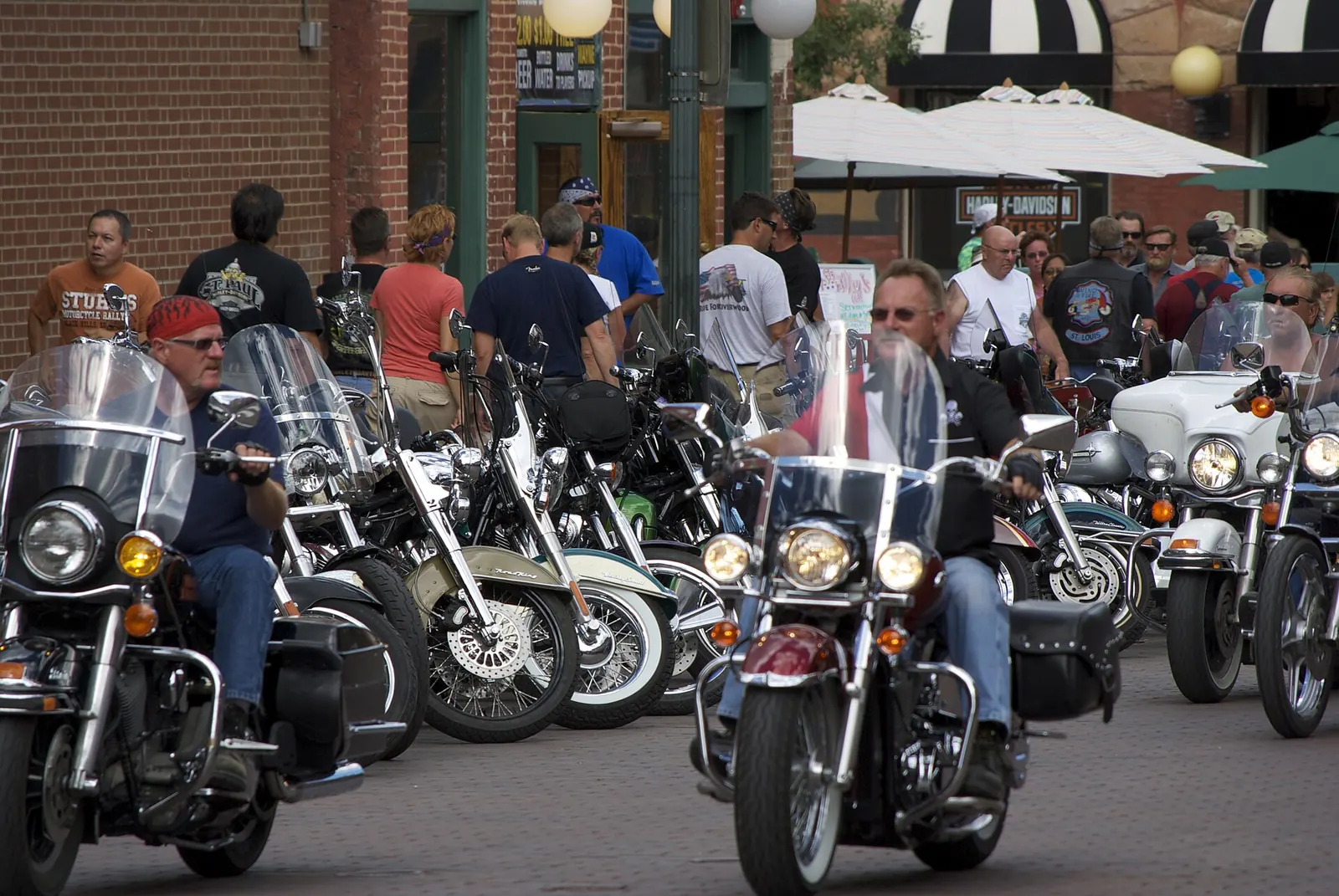 Photo: J.T (Jason) Thorne, CC BY 2.0 Sturgis Motorcycle Rally, Sturgis, South Dakota