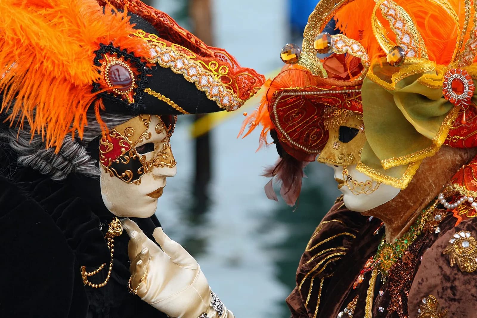 Photo: Frank Kovalchek from Anchorage, Alaska, USA, CC BY 2.0 Venice Carnival, Venice, Italy