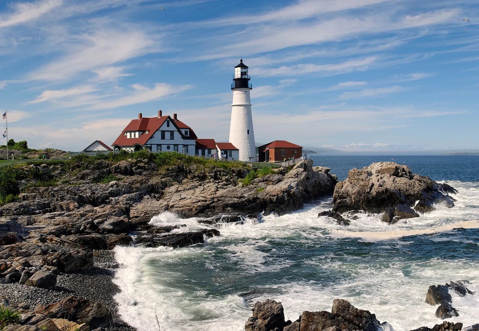 Photo: Rapidfire, CC BY-SA 3.0 Portland Head Light, Maine
